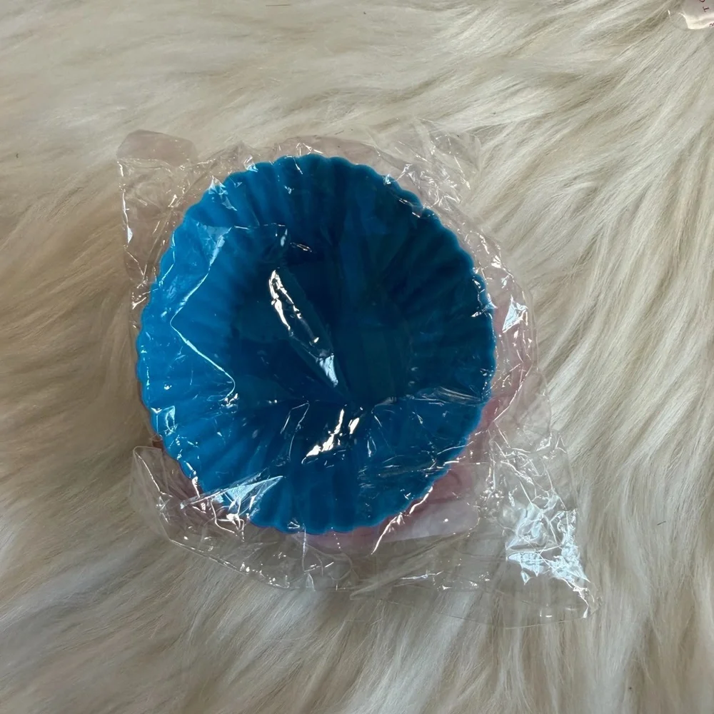 🩷5/$10 6 pack Blue Silicone Baking Cup